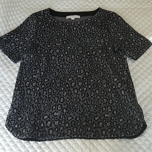 LOFT Cheetah Print Top - Picture 3 of 5